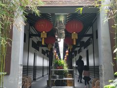 门面-唔呶喔哩酒家(生产街店)