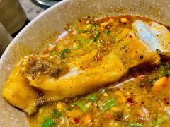 -肖肖酸萝卜鱼火锅(总店)