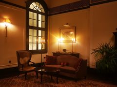 -LONG BAR 廊吧(外滩华尔道夫酒店)