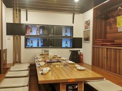 -炼火烤肉店