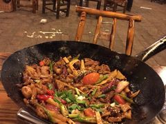 -富正毅三下锅·湘西韵味(天门山索道店)