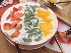 士多啤梨芒果绿茶拉面-甜心妈妈·榴莲星级糖水(北京路总店)