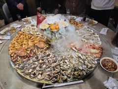 -日进一片海.生腌海鲜火锅.宵夜烧烤(三里屯总店)