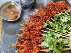 -何师烧烤·香辣蟹·川菜·30年老品牌(太古里旗舰店)