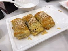 碳烧蜜汁叉烧酥-广州酒家(文昌总店)