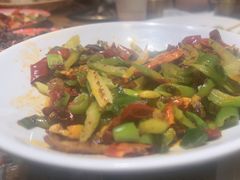 -柴窝堡22号辣子鸡·传承新疆菜