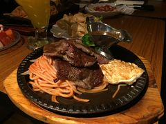 美式牛仔扒配意面-许榴香西餐厅(台东步行街店)