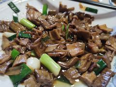 -李东农庄(中南百草园地标店)
