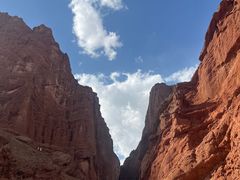 -天山神秘大峡谷