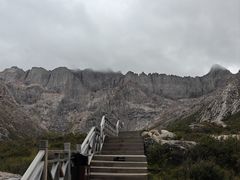 -莲宝叶则景区