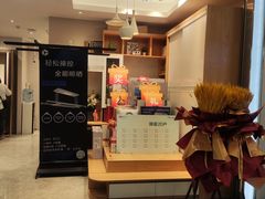 -索菲亚·全屋定制·衣柜定制·橱柜定制(乐峰广场店)