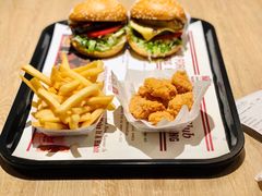 -The Habit Burger Grill 哈比特汉堡(复兴soho店)