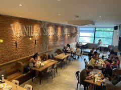 大堂-Vanilla Specialty Coffee(八大关店)