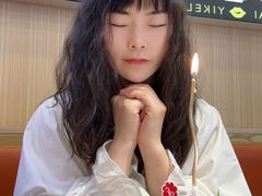 -花花卷卷·鲜食蛋糕(泉屋店)