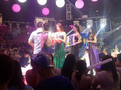 android_upload_pic-菲芘金座酒吧