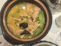 砂锅鱼皮饺-镇扬菜馆