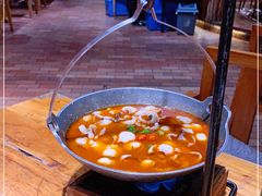 -老滇山寨•云南特色菜•地方菜•民族风情歌舞表演(金碧店)