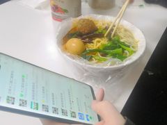 -丁记牛肉手擀板面