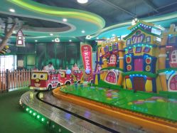 -维佳童话镇演出现场(徐东店)