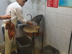 -晶牌烤鸭(延吉东路557弄小区店)