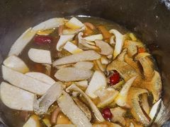 -芸山季·云南山珍菌火锅(人民广场来福士店)