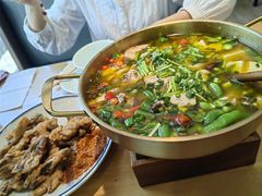 -自贡盐帮菜·玩辣餐厅(樱花园西街店)