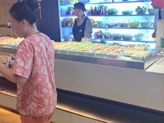 -涨巢·潮玩水疗局