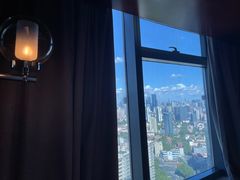 -上海龙之梦万丽酒店