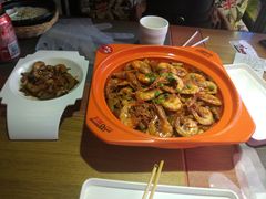 -多嘴肉蟹煲(万达店)