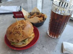-必胜客(威高广场店)