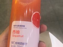 -瑞幸咖啡(东直门枢纽店)