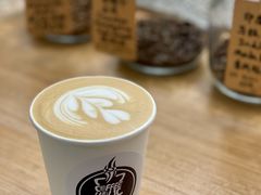 卡布奇诺-COFFEE HOLIC(朝外SOHO店)