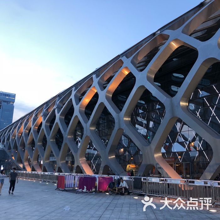 华润深圳湾体育中心"春茧"体育馆