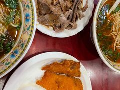 -金杨拉面王小吃面馆·牛三宝面·红烧牛肉粉