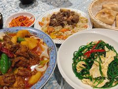 -巴扎美食·新疆菜·西域歌舞表演餐厅(新疆大厦店)