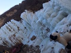 -大平台龙居瀑布旅游区