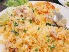 -J Daeng Seafood