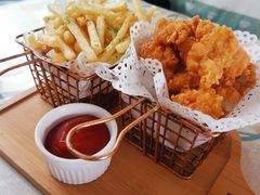 -Rabbit Cafe私房西餐甜点咖啡(栖霞路店)