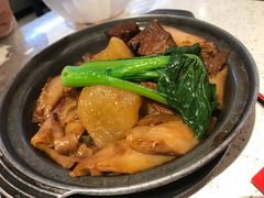 牛腩啫粉-又一间茶点轩(百汇广场店)
