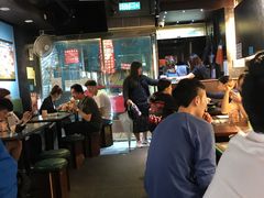 大堂-星林居酸辣米线餐厅