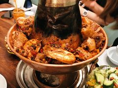 特色香辣虾锅-超越炭火牛蛙火锅鸡(河东店)