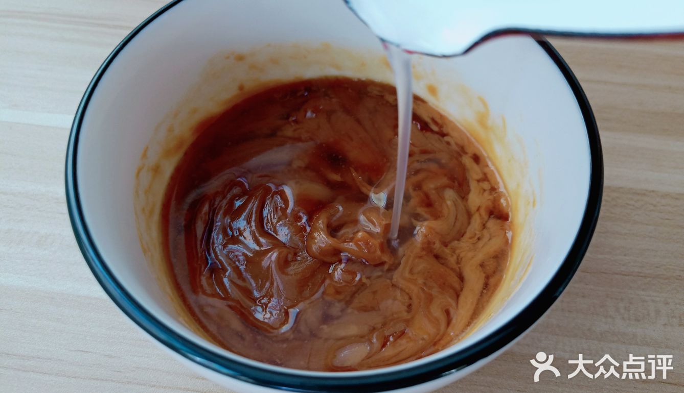 ㊙️家庭版芝麻酱拌面，香气浓郁，好吃到舔盘❗