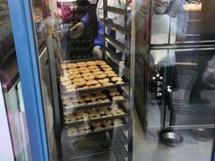 面包甜点陈列柜-上海哈尔滨食品厂(淮海中路店)