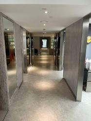 -PE SALON