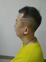 -绅仕門男士理发馆