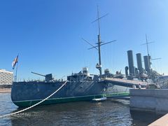 -阿芙乐尔号巡洋舰