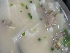 -余杨鸭鸭餐厅