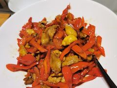 红椒花猪肉炒鲍片（例）-南景饭店(万家丽路店)