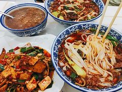-湖南常德牛肉米粉(十梓街店)