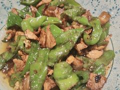 辣椒炒肉-柴米油盐三杯鸡(象山北路店)